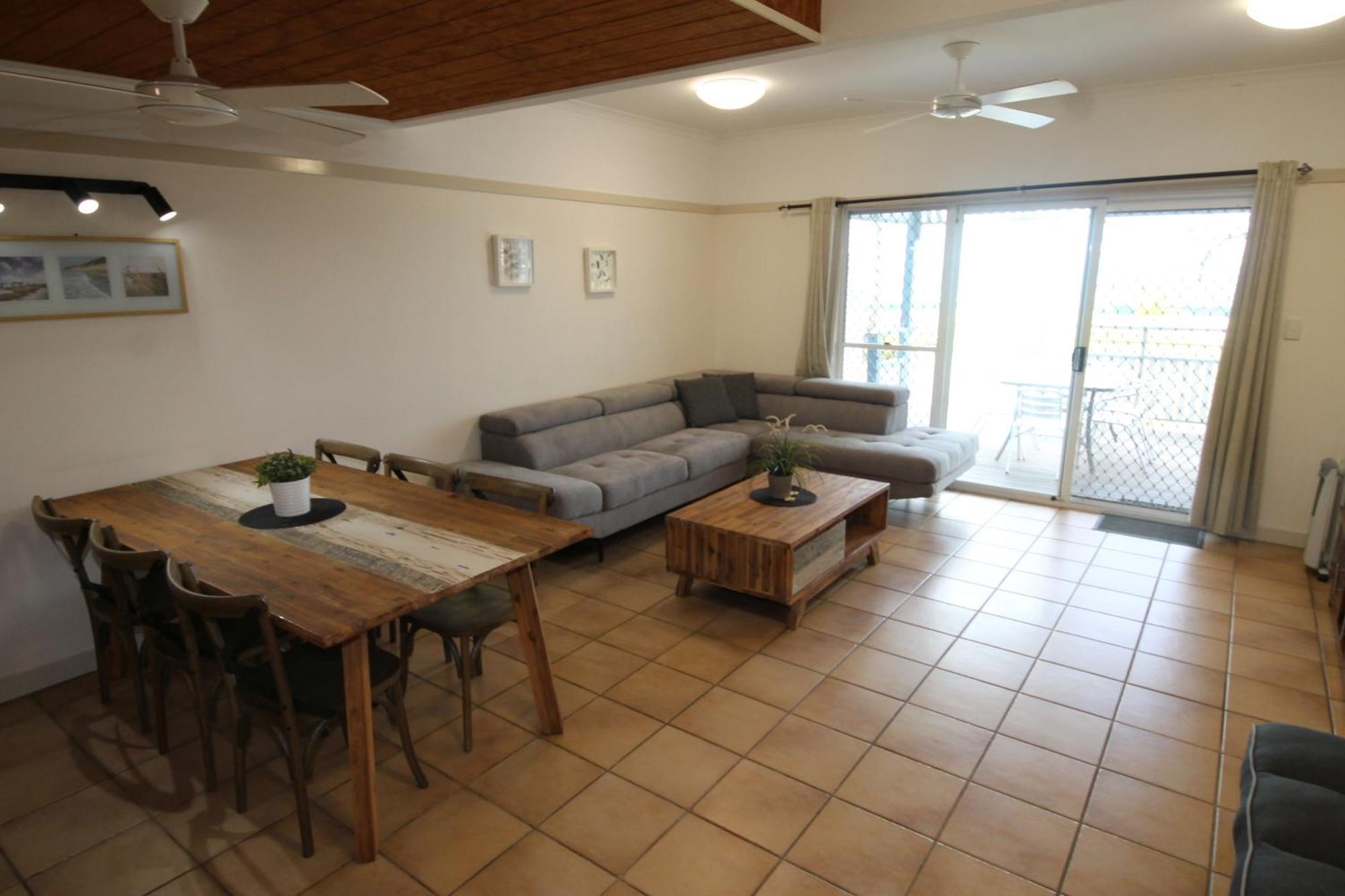 Moreton Island Villas And Apartments Танґалума Номер фото